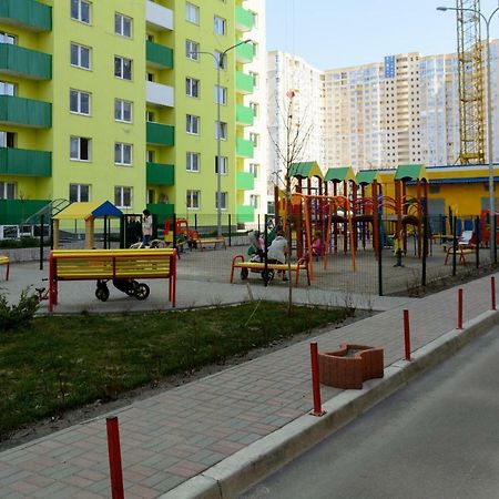 Мини-Апартаменты Студио На Ломоносова, Вднх Kiev Dış mekan fotoğraf